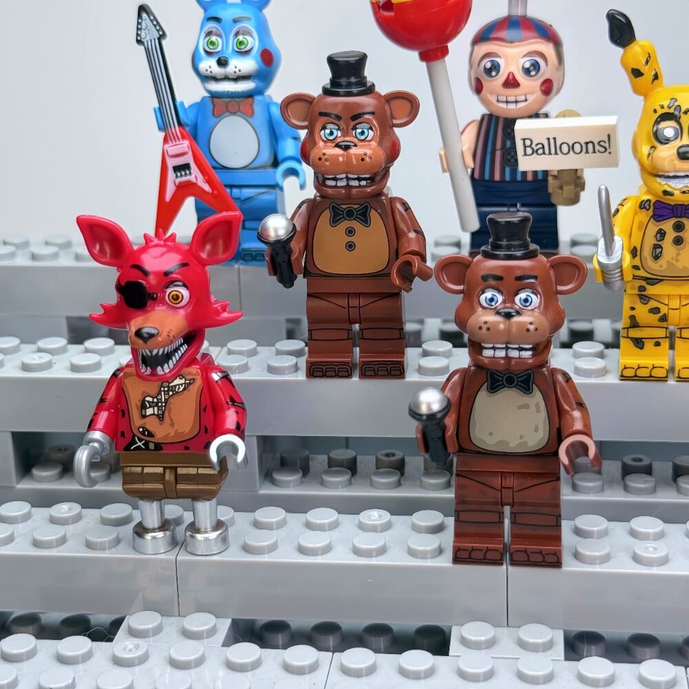 Five Nights at Freddy's Custom Minifigure Set (8pcs) - Picture 2 of 6